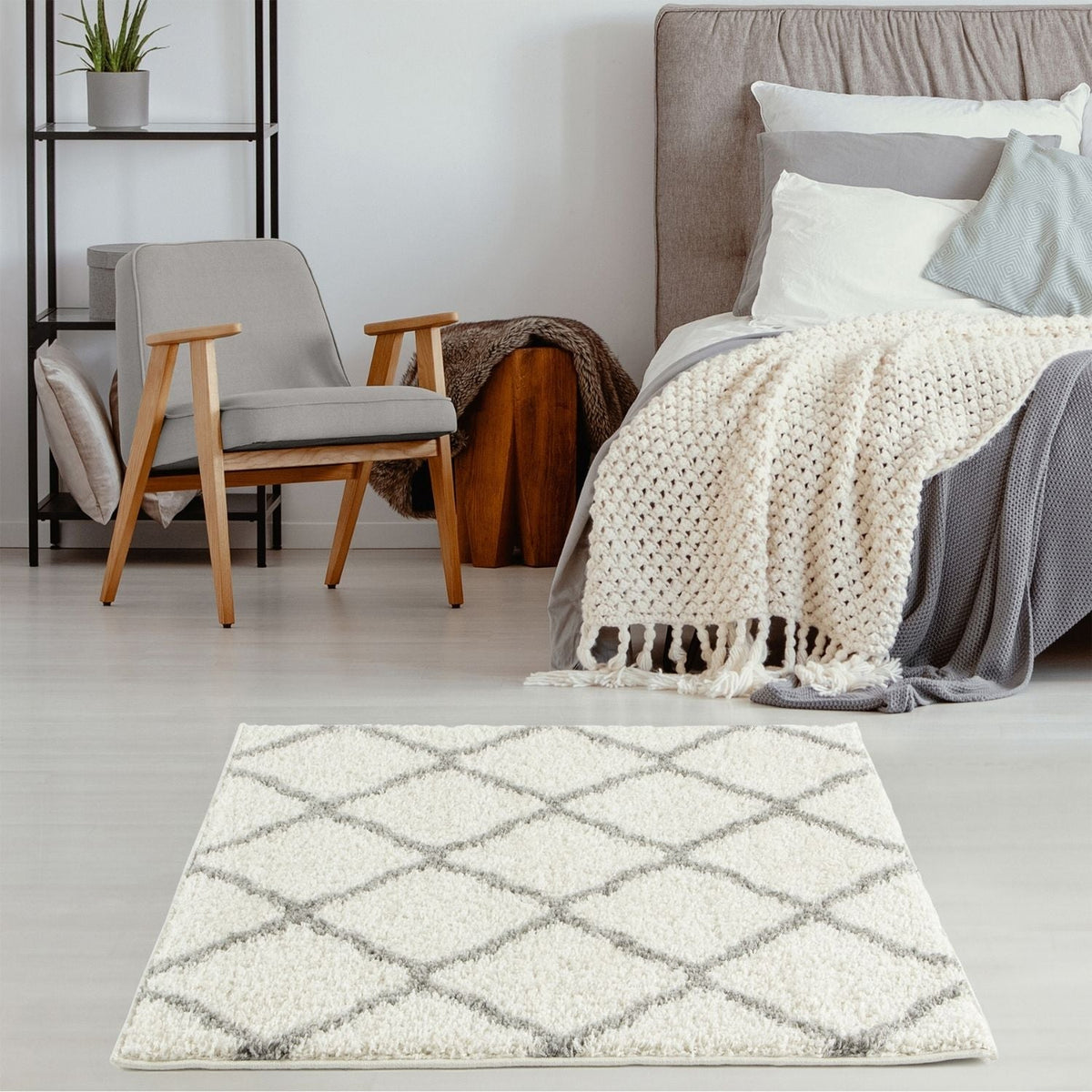 Moroccan Ivory Shaggy Rug
