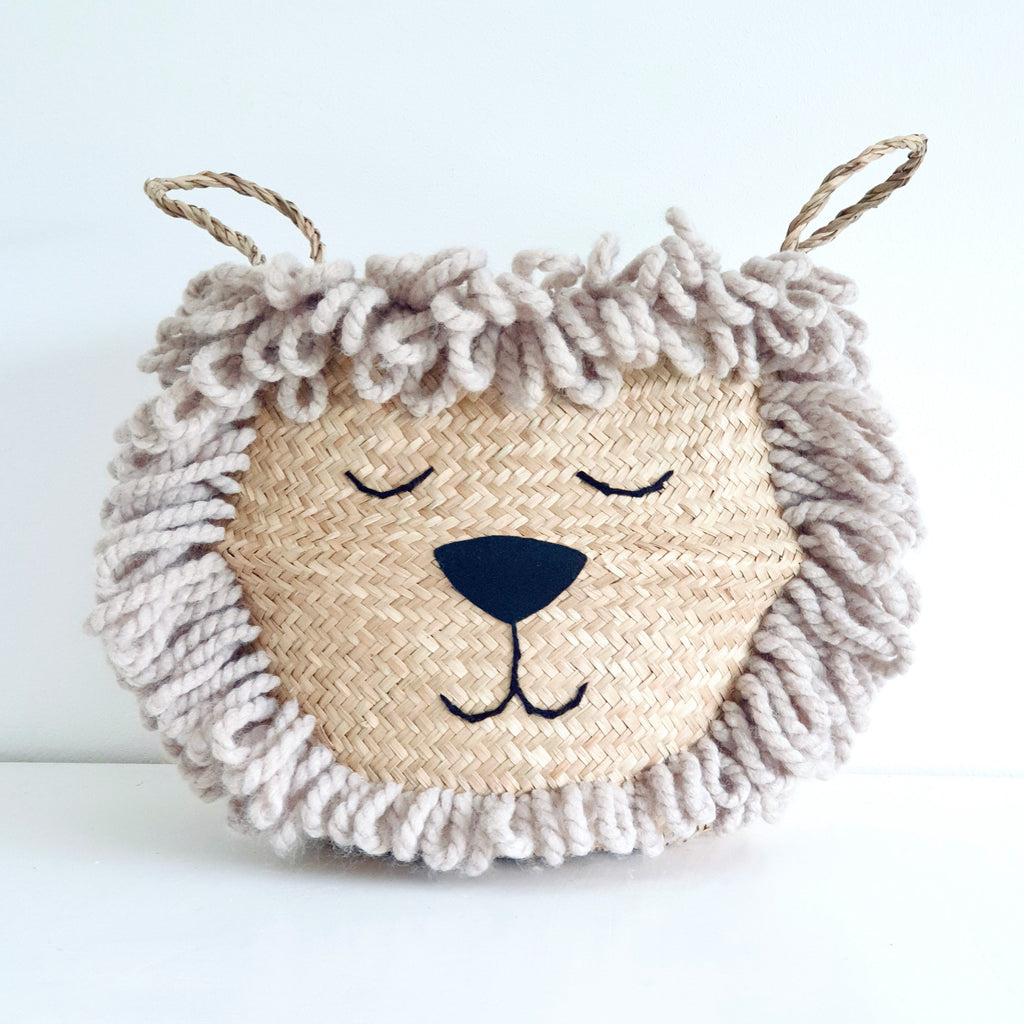 Natural Seagrass Lion Storage Basket, Large