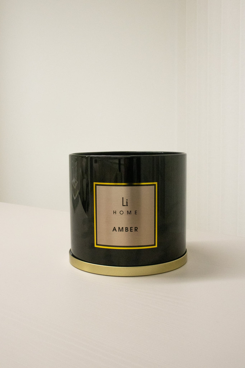 Amber 3-Wick Luxury Candle, 1kg
