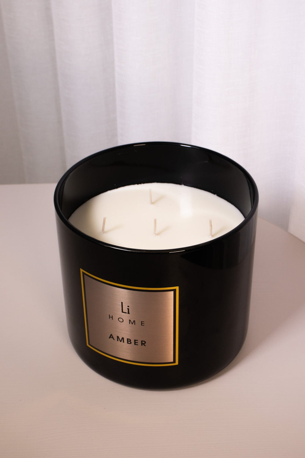 Amber 3-Wick Luxury Candle, 1kg