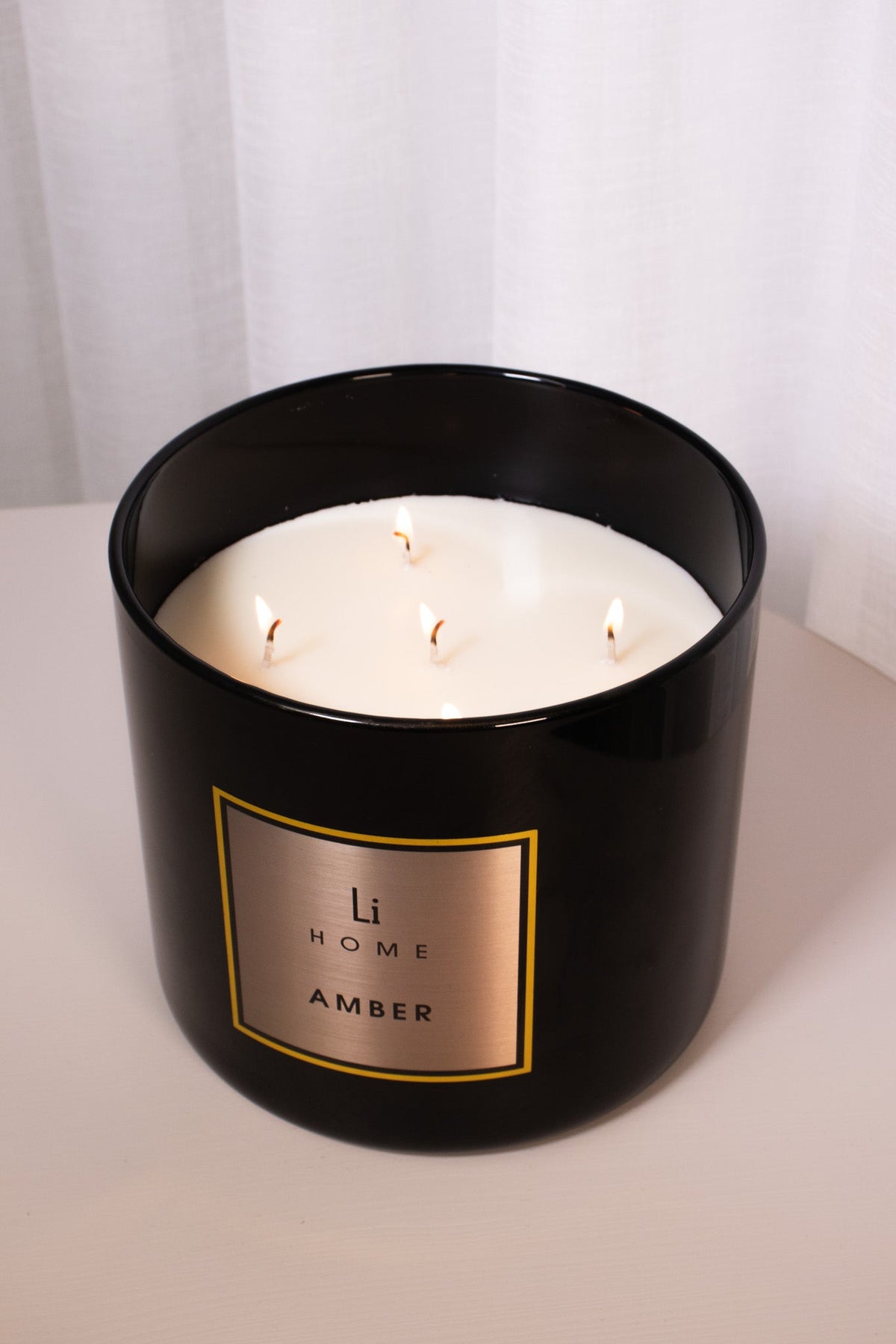 Amber 3-Wick Luxury Candle, 1kg