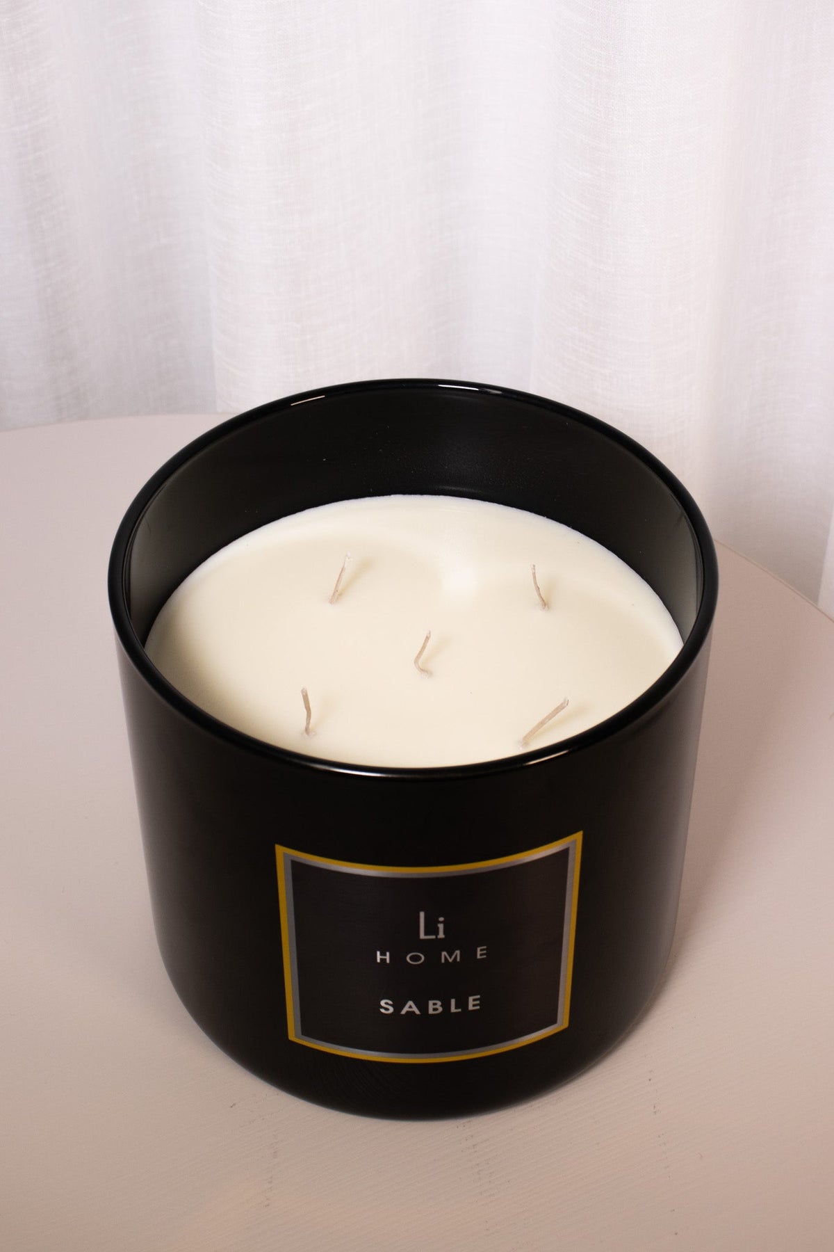Sable 3-Wick Luxury Candle, 1kg