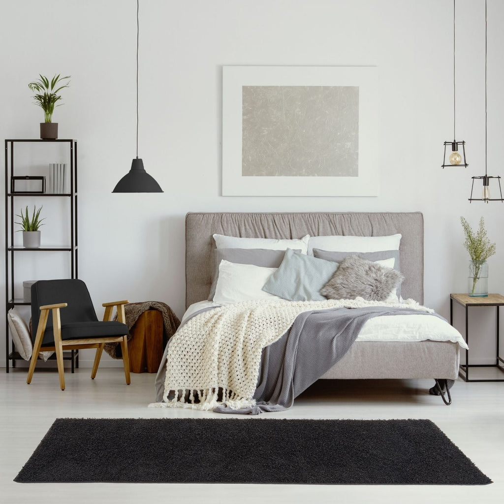 Solid Black Shaggy Rug