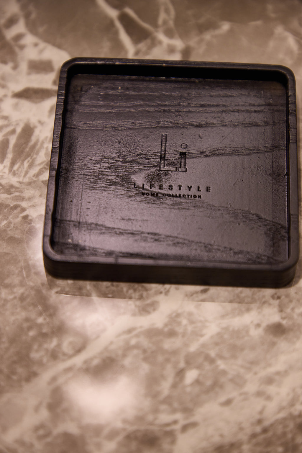 Oud Sapphire Square Reed Diffuser