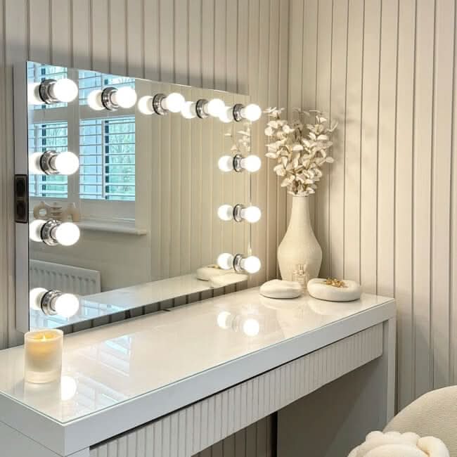 Houston Bluetooth Hollywood Mirror, 80 x 60cm