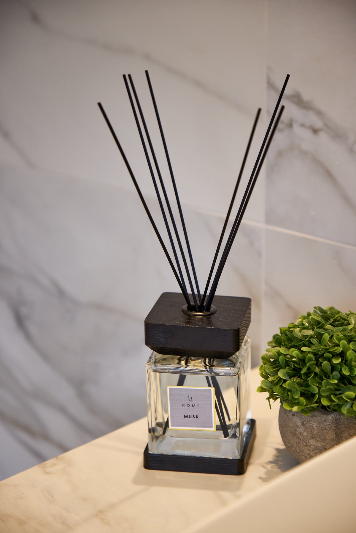 Musk Square Reed Diffuser