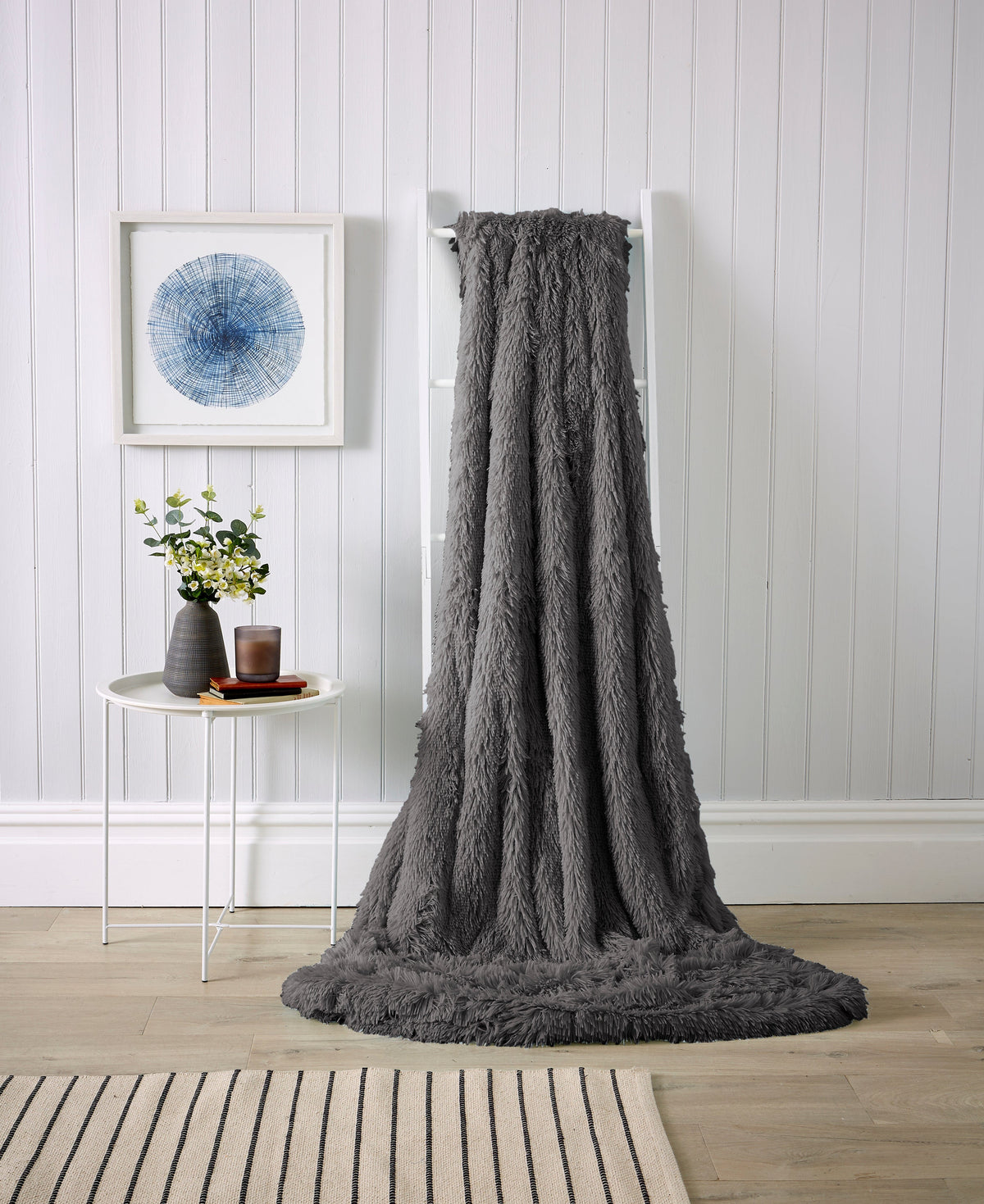 Chunky Faux Fur Throw