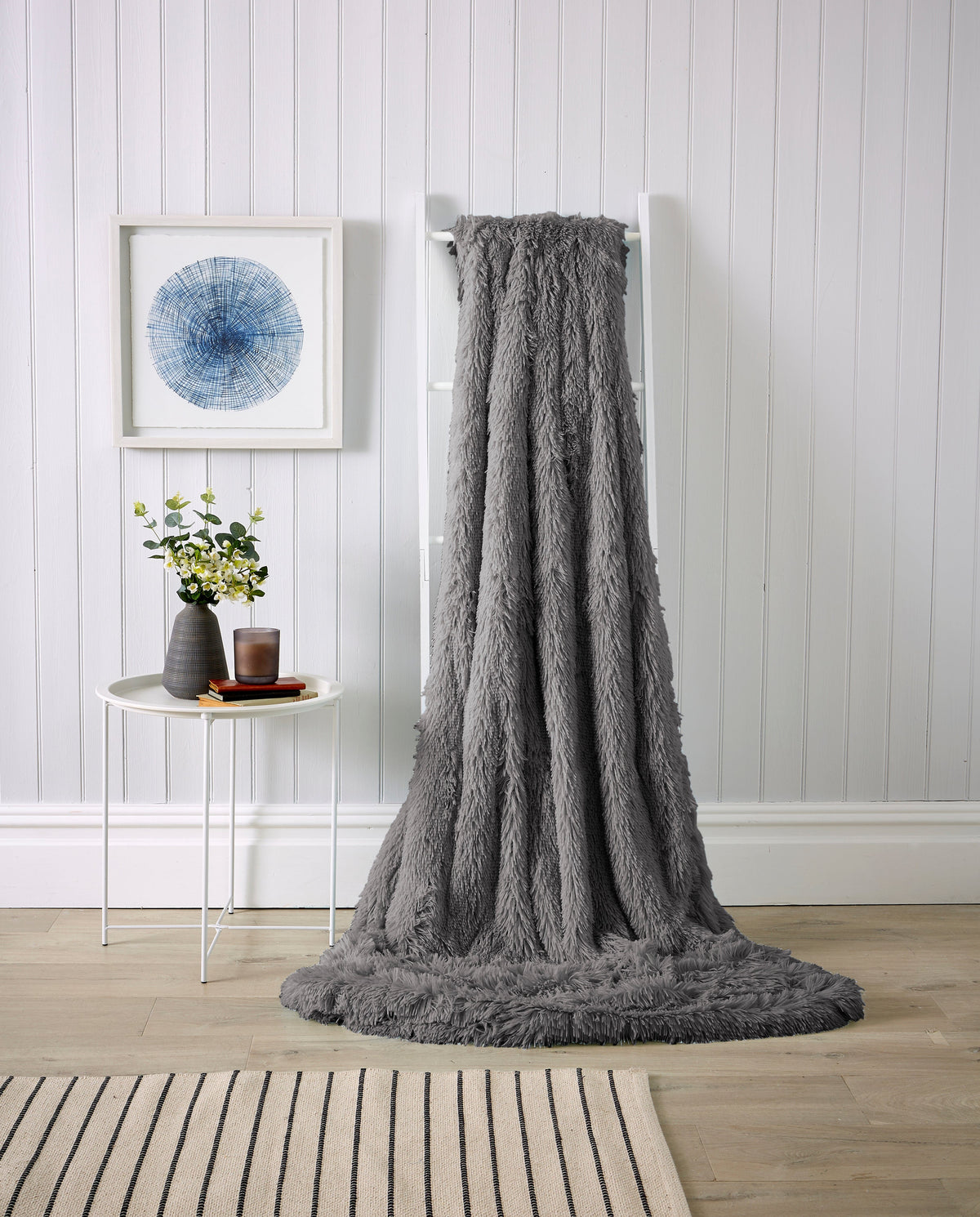 Chunky Faux Fur Throw