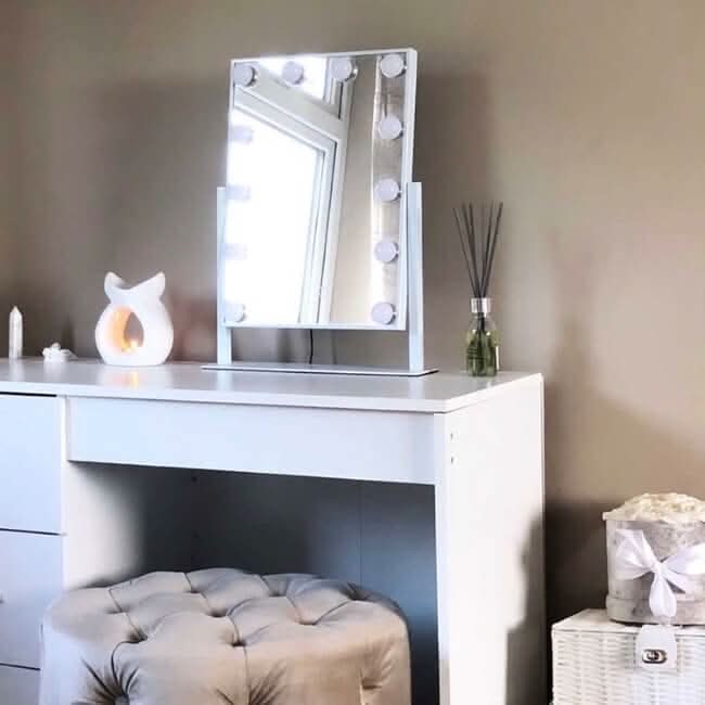Olsen Hollywood Mirror, 47 x 37cm