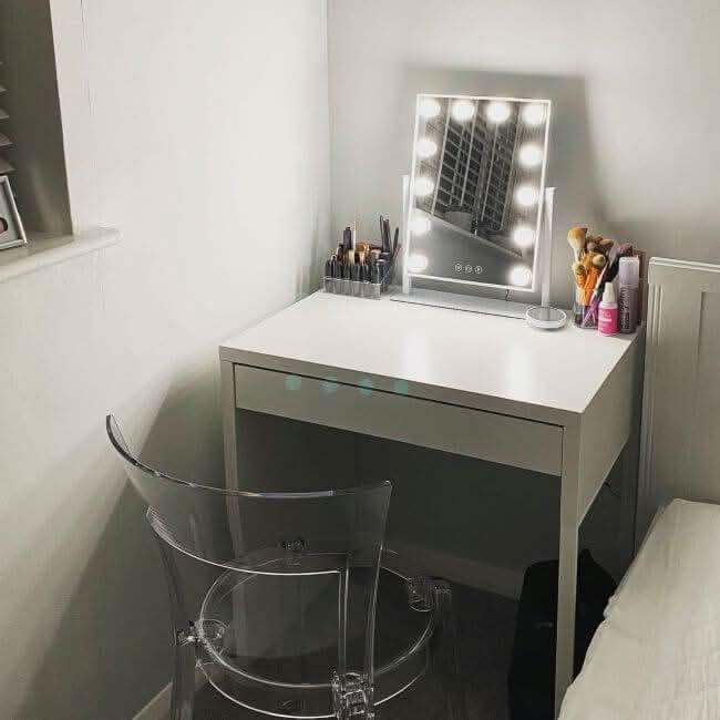 Olsen Hollywood Mirror, 47 x 37cm