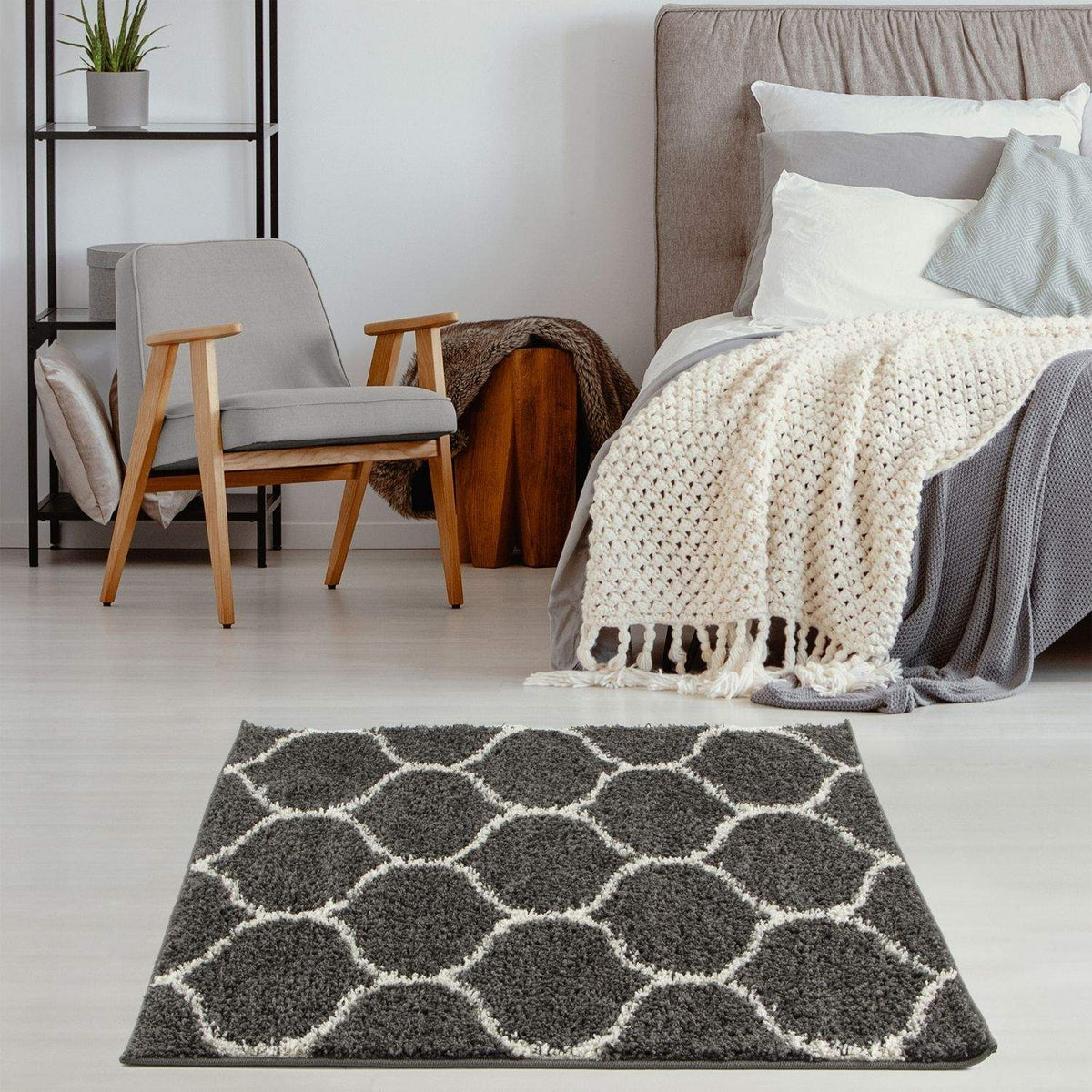 Moroccan Dark Grey Shaggy Rug